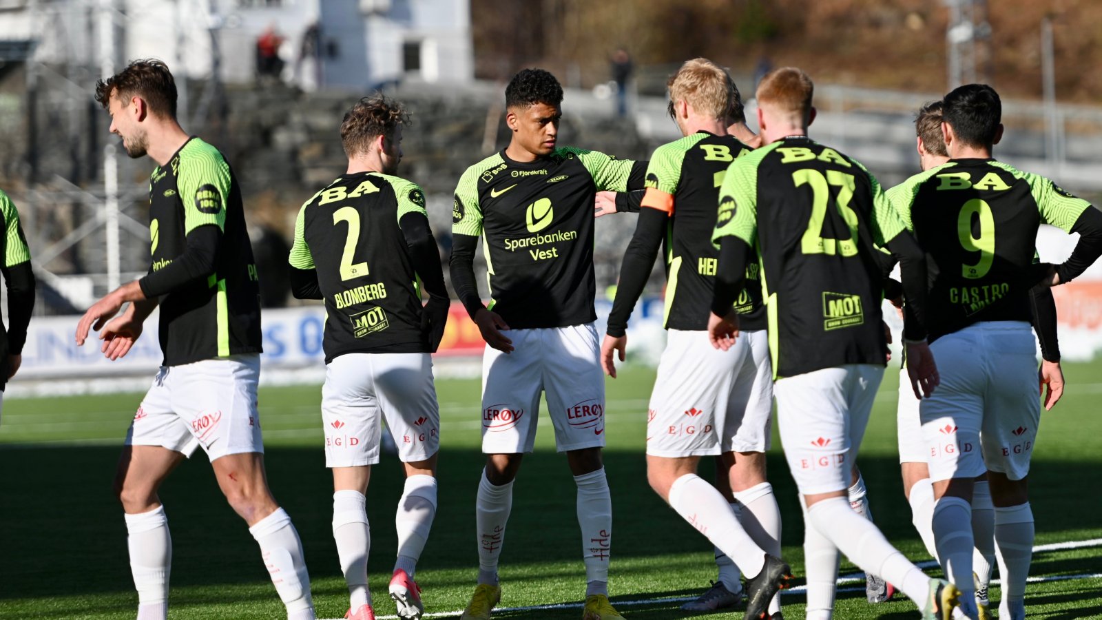 Se Høydepunktene Fra 1 0 Seieren Mot Åsane Brann 